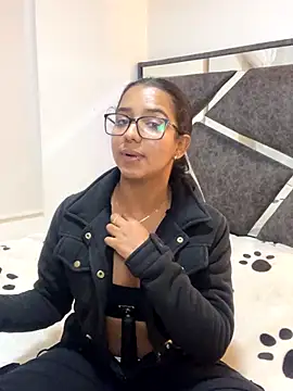 Snapshot of sofi_grisaless chatting on 10-24-25, 11:37 sofi grisaless online show from 10-24-25, 11:37