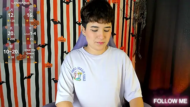 emma cute7 online show from 10-25-25, 02:33