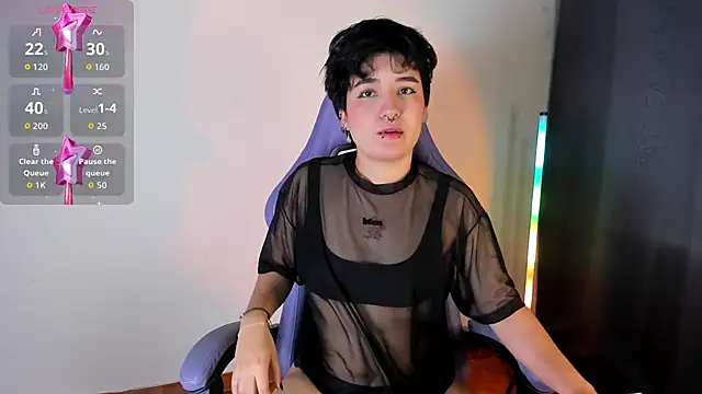 Snapshot of emma_cute7 chatting on 02-23-26, 09:54 emma cute7 online show from 02-23-26, 09:54