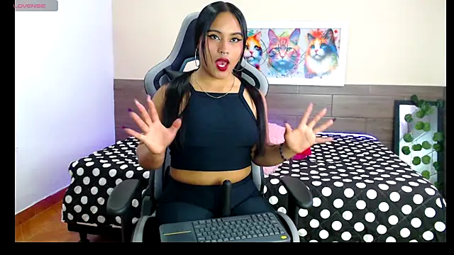 bella warzon online show from 04-28-26, 08:13