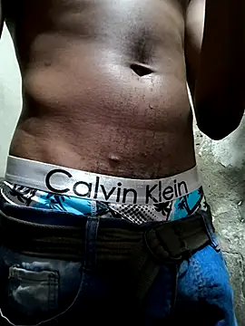 2BigBlacxxx online show from 12-21-25, 03:08