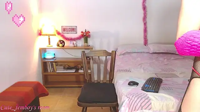 cute femboy420 online show from 12-18-25, 01:22