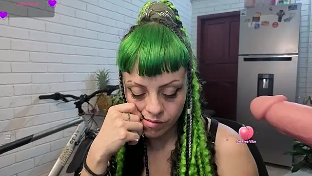 freyaa sorcerees online show from 09-19-25, 06:28