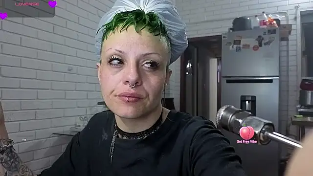 freyaa sorcerees online show from 10-07-25, 12:22