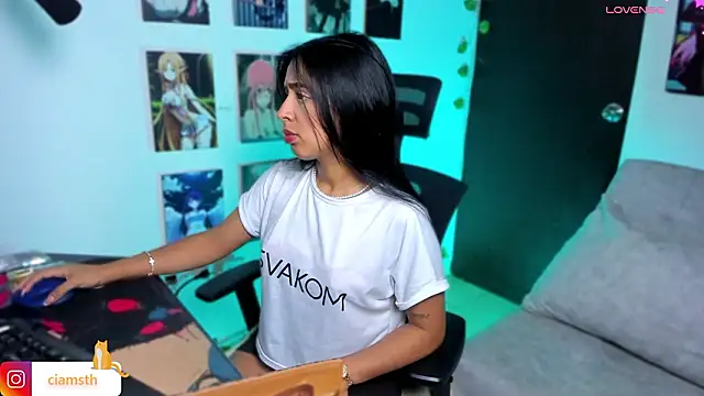 Snapshot of Vickysth chatting on 02-14-26, 11:38 Vickysth online show from 02-14-26, 11:38