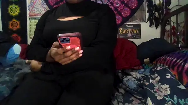 Snapshot of GardeniaFields chatting on 02-13-26, 08:14 GardeniaFields online show from 02-13-26, 08:14