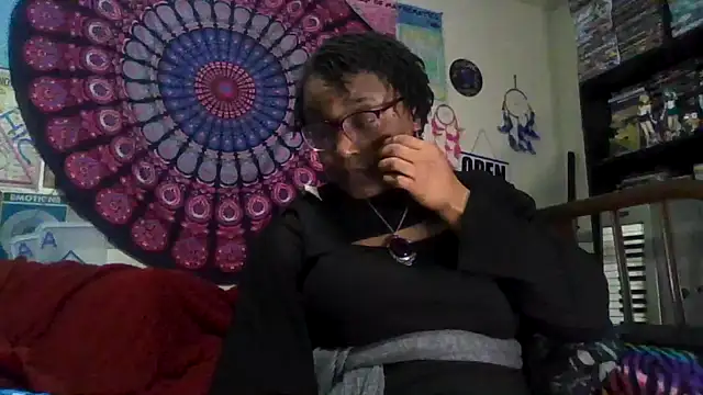 Snapshot of GardeniaFields chatting on 02-17-26, 05:27 GardeniaFields online show from 02-17-26, 05:27