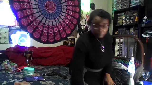 Snapshot of GardeniaFields chatting on 01-17-26, 05:22 GardeniaFields online show from 01-17-26, 05:22