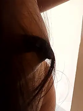 Snapshot of naughtyreva chatting on 10-12-25, 06:48 naughtyreva online show from 10-12-25, 06:48