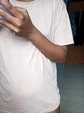 Snapshot of naughtyreva chatting on 09-22-25, 05:57 naughtyreva online show from 09-22-25, 05:57