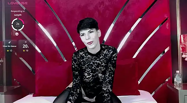 Snapshot of Roxxy_Rouge chatting on 03-10-25, 05:39 Roxxy Rouge online show from 03-10-25, 05:39