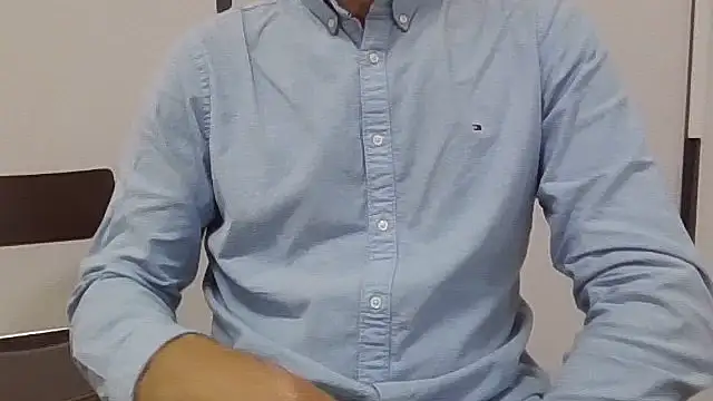 Snapshot of Simon_76 chatting on 10-09-25, 02:28 Simon 76 online show from 10-09-25, 02:28
