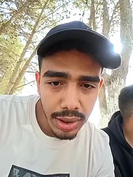 Snapshot of MATANAN31 chatting on 11-12-25, 11:25 MATANAN31 online show from 11-12-25, 11:25