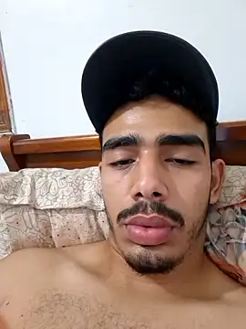 Snapshot of MATANAN31 chatting on 11-14-25, 02:43 MATANAN31 online show from 11-14-25, 02:43