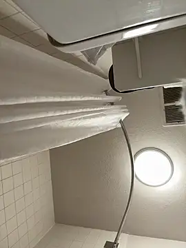 flores6cachondo9 online show from 12-17-25, 12:10