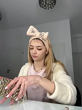 Barbie69Doll online show from 03-20-25, 05:35