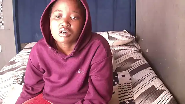 SexyShybarbie online show from 06-02-26, 06:35