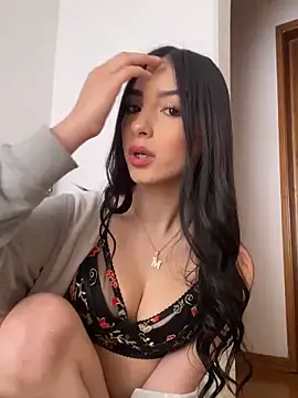 MagieeThomson online show from 10-08-25, 07:25