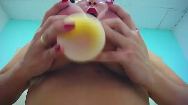 Snapshot of CristinaStarx chatting on 07-09-26, 11:53 CristinaStarx online show from 07-09-26, 11:53