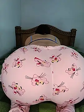 hotsexass online show from 06-12-26, 12:25