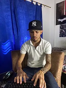 Zayn kane online show from 09-28-25, 07:21
