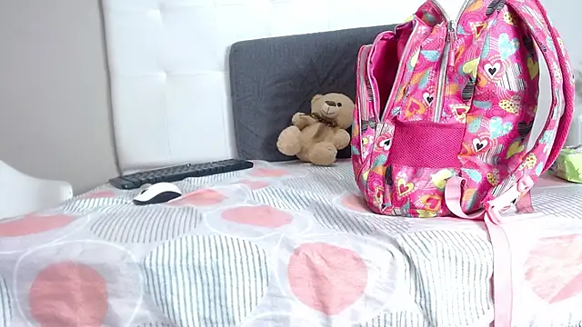 willow smitt online show from 10-05-25, 11:39