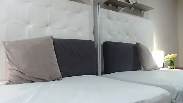 willow smitt online show from 10-10-25, 12:28