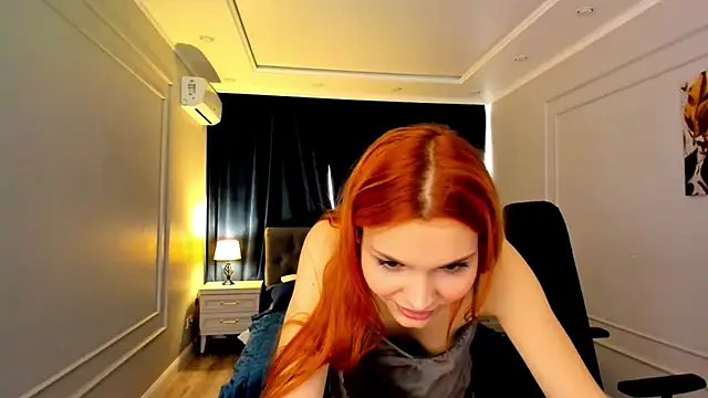 YourSweetMiley online show from 03-21-25, 06:38