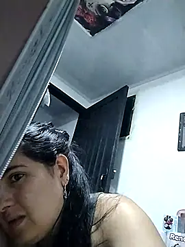 Snapshot of Seet_Hanna chatting on 10-21-25, 09:36 Seet Hanna online show from 10-21-25, 09:36