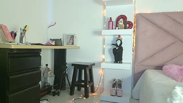 eva sin18 online show from 03-22-26, 11:17