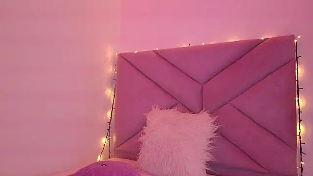 Snapshot of eva_sin18 chatting on 02-13-26, 11:27 eva sin18 online show from 02-13-26, 11:27