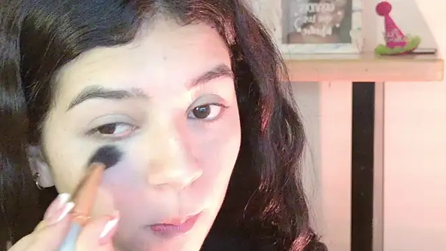 eva sin18 online show from 06-07-26, 11:32