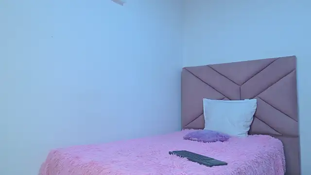 eva sin18 online show from 05-07-26, 11:19