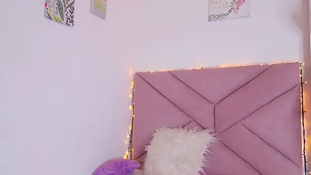 Snapshot of eva_sin18 chatting on 02-12-26, 02:00 eva sin18 online show from 02-12-26, 02:00