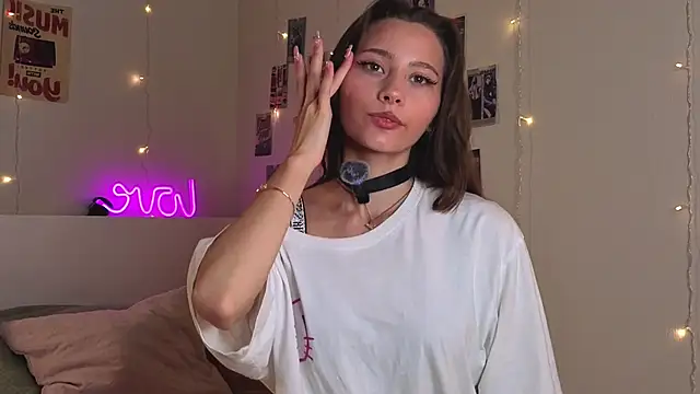 EditaBails online show from 09-17-25, 06:32