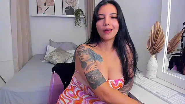 roxy hell online show from 06-17-26, 11:36