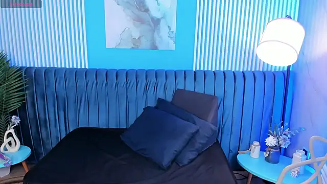 roxy hell online show from 09-20-25, 07:08