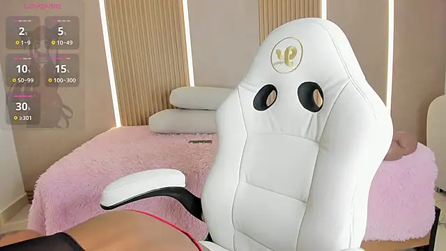 stephany summer online show from 03-14-26, 07:53