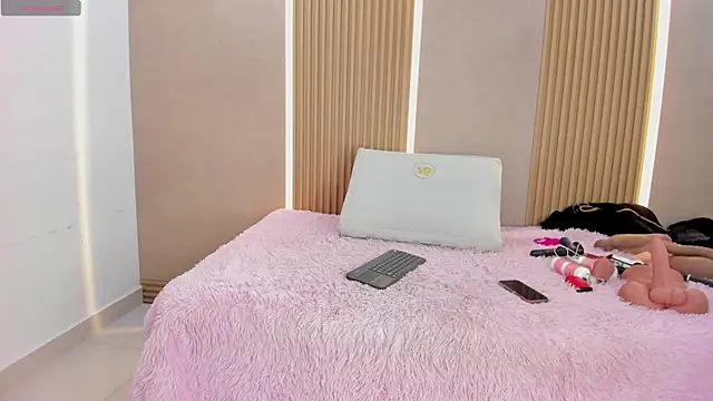 stephany summer online show from 05-01-26, 08:14