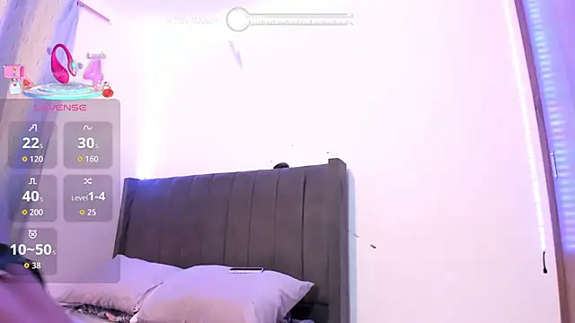 NAOMMII  online show from 10-09-25, 02:45