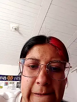 Snapshot of DaniPoison chatting on 02-15-26, 01:10 DaniPoison online show from 02-15-26, 01:10