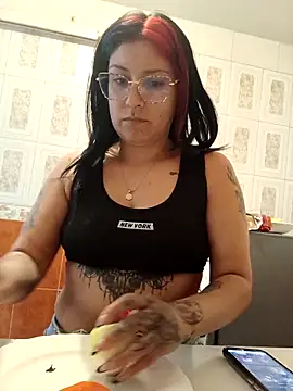 Snapshot of DaniPoison chatting on 02-22-26, 07:26 DaniPoison online show from 02-22-26, 07:26