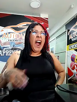 Snapshot of DaniPoison chatting on 03-20-26, 02:40 DaniPoison online show from 03-20-26, 02:40