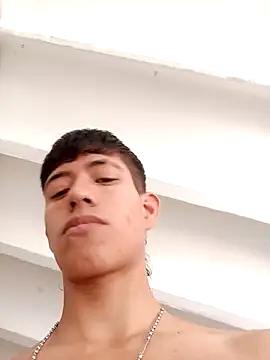 dareck 18 online show from 10-15-25, 02:58