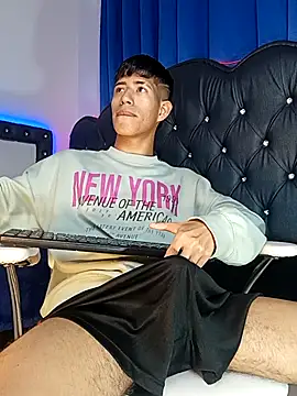 dareck 18 online show from 10-04-25, 03:13