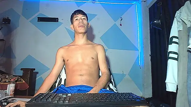 dareck 18 online show from 05-04-26, 04:05