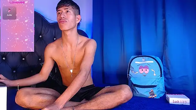 dareck 18 online show from 10-22-25, 05:12