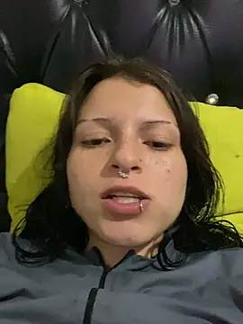 Snapshot of val_zx chatting on 07-29-26, 10:09 val zx online show from 07-29-26, 10:09