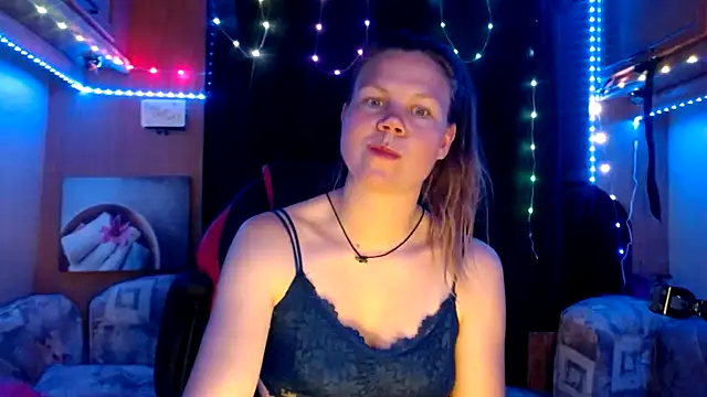 CallMeMaria online show from 03-21-25, 09:12