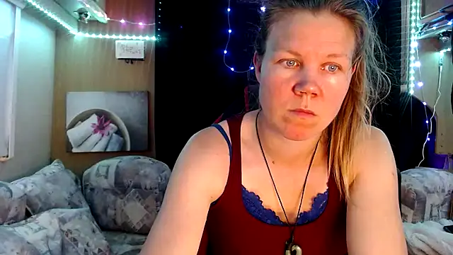 CallMeMaria online show from 03-21-25, 11:44